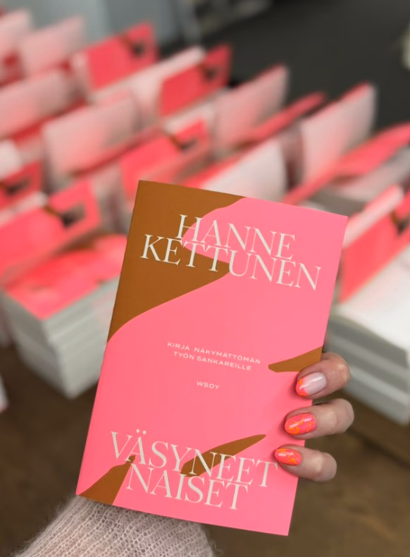 Väsyneet naiset kirja Hanne Kettunen